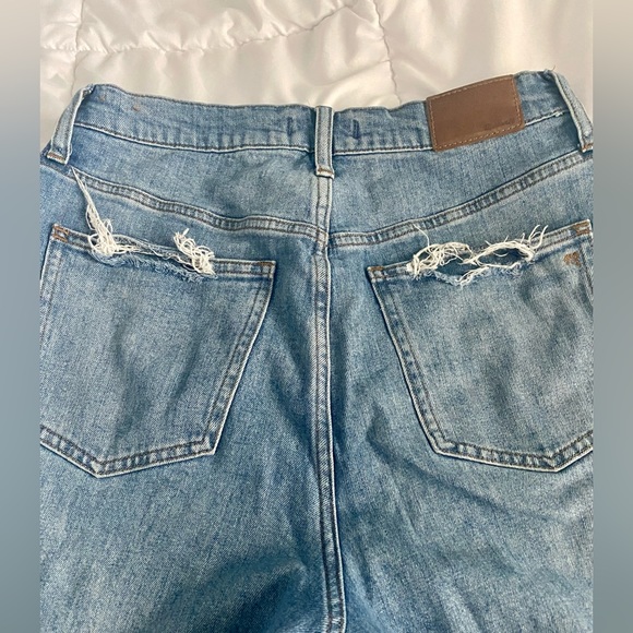 Madewell Distressed The Perfect Vintage Jean - Picture 6 of 8